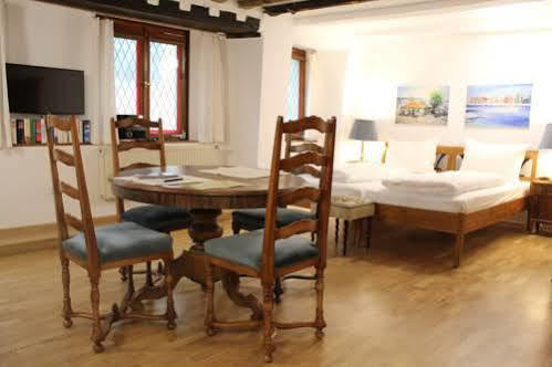 Apartments Constance מראה חיצוני תמונה